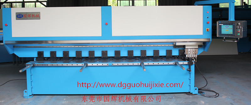 刨槽機安全操作規(guī)程